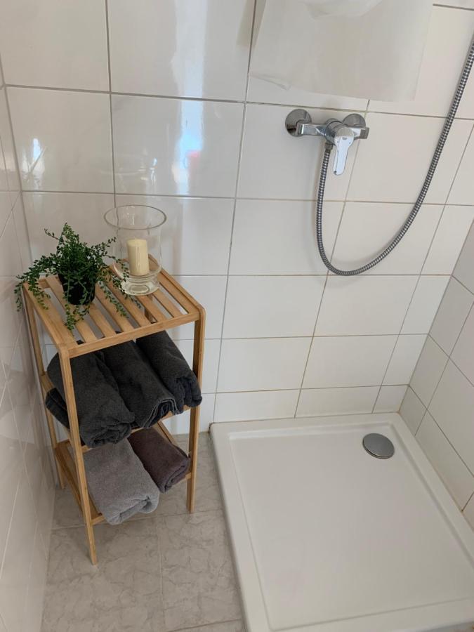 An Der Uniklinik, Apartment Mit Eigener Kueche Und Renoviertem Badezimmer, Zentrale Lage 洪堡 外观 照片
