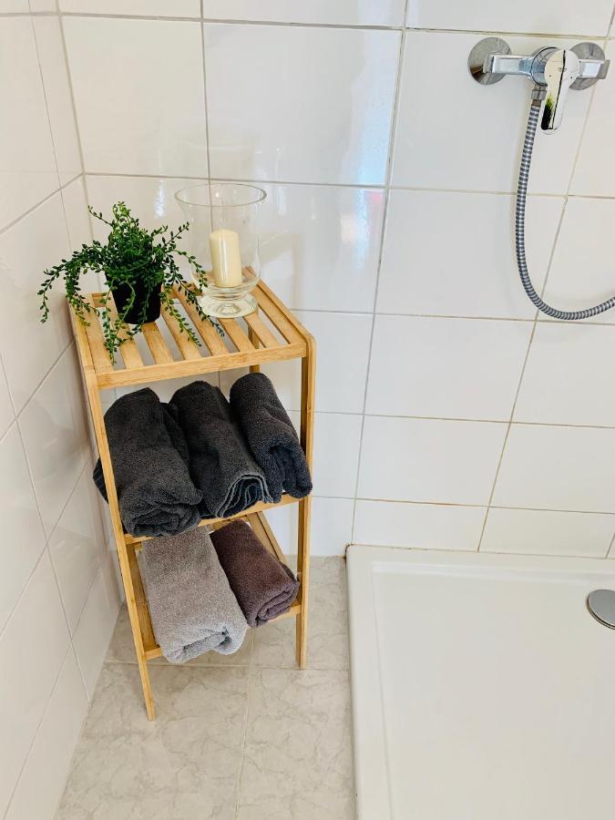 An Der Uniklinik, Apartment Mit Eigener Kueche Und Renoviertem Badezimmer, Zentrale Lage 洪堡 外观 照片